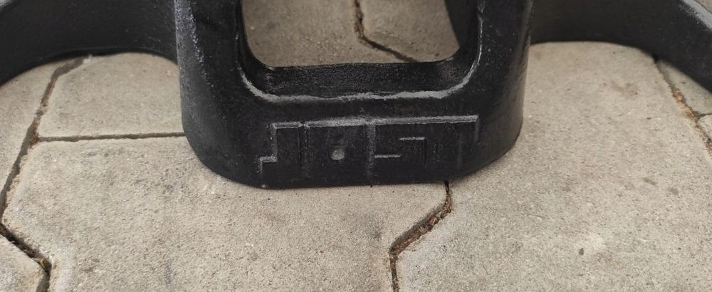 ŁAPA ŁAPY POD SIODŁO JOST 150mm NOWE - Vändskivekoppling för Lastbil: bild 2 ŁAPA ŁAPY POD SIODŁO JOST 150mm NOWE - Vändskivekoppling för Lastbil: bild 2