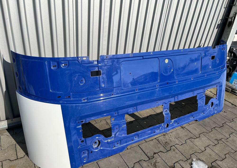 Maska Volvo FH4 euro 6 atrapa FH 4 - Huv för Lastbil: bild 1 Maska Volvo FH4 euro 6 atrapa FH 4 - Huv för Lastbil: bild 1