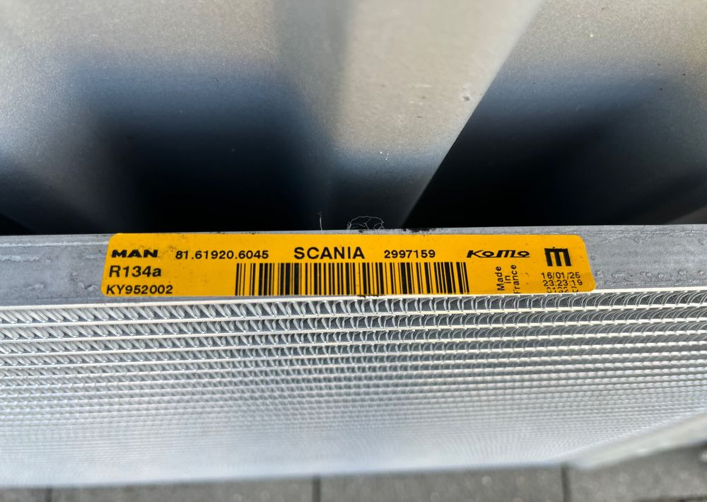 NOWA Chłodnica klimatyzacji MAN TG3 TGX TGS nowy model skraplacz - Kondensor för Lastbil: bild 2 NOWA Chłodnica klimatyzacji MAN TG3 TGX TGS nowy model skraplacz - Kondensor för Lastbil: bild 2