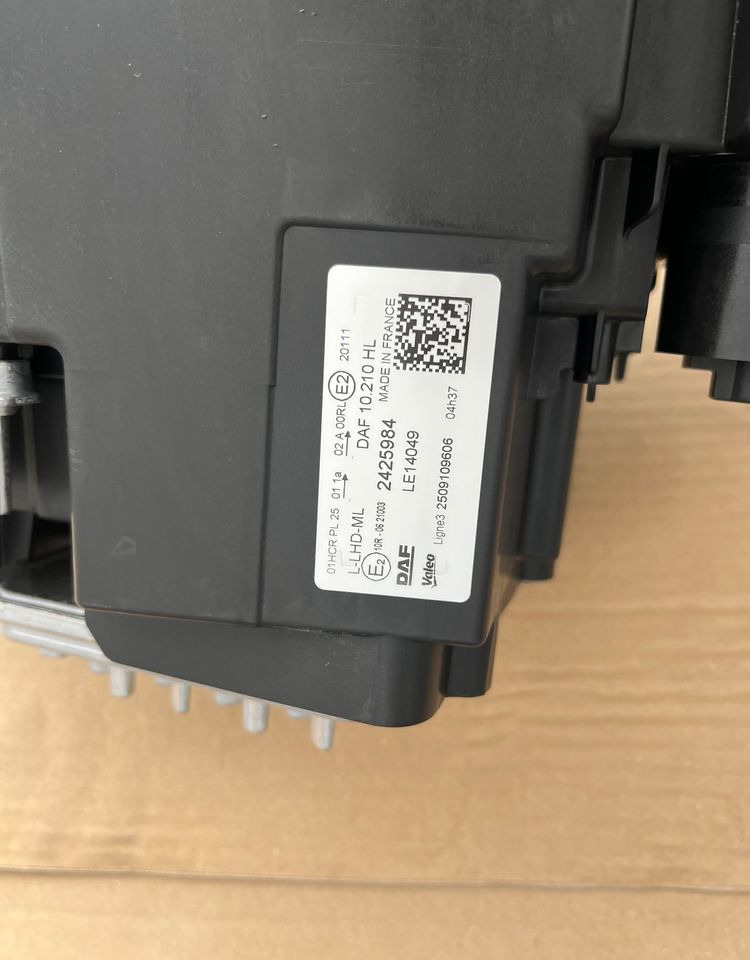 NOWE lampy LED DAF XG XG+ XF reflektor oryginał lampa NOWA - Ljus/ Belysning för Lastbil: bild 3 NOWE lampy LED DAF XG XG+ XF reflektor oryginał lampa NOWA - Ljus/ Belysning för Lastbil: bild 3