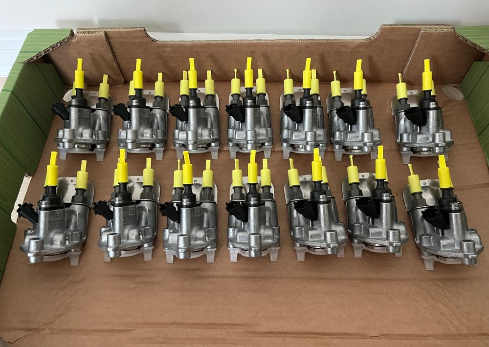 NOWY moduł dozujący Adblue Bosch 0444043073 wtrysk mocznika - AdBlue tank för Lantbruksmaskiner: bild 1 NOWY moduł dozujący Adblue Bosch 0444043073 wtrysk mocznika - AdBlue tank för Lantbruksmaskiner: bild 1