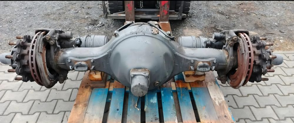 SCANIA R S MOST TYLNY KOMPLETNY DYFERENCJAŁ R753 2.35 2823222 - Bakaxel för Lastbil: bild 2 SCANIA R S MOST TYLNY KOMPLETNY DYFERENCJAŁ R753 2.35 2823222 - Bakaxel för Lastbil: bild 2