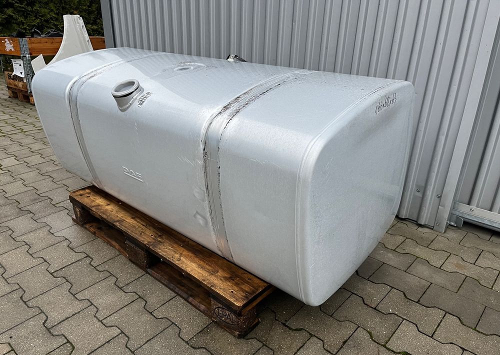 Zbiornik paliwa DAF XF CF 620 litrów bak - Bränslesystem för Lastbil: bild 2 Zbiornik paliwa DAF XF CF 620 litrów bak - Bränslesystem för Lastbil: bild 2