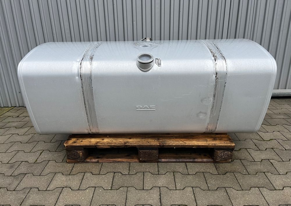 Zbiornik paliwa DAF XF CF 620 litrów bak - Bränslesystem för Lastbil: bild 1 Zbiornik paliwa DAF XF CF 620 litrów bak - Bränslesystem för Lastbil: bild 1