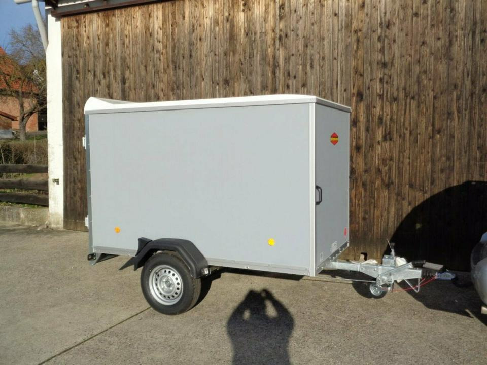 Böckmann KT 2513/135 PKW-Anhänger Koffer 1,35to. 100 km/h - Bilsläp: bild 1 Böckmann KT 2513/135 PKW-Anhänger Koffer 1,35to. 100 km/h - Bilsläp: bild 1