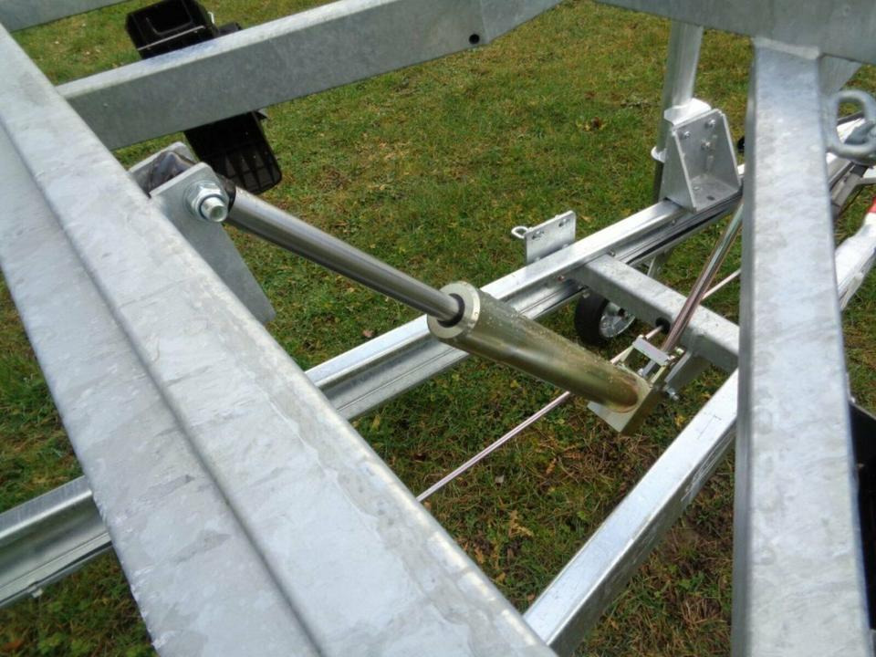 Biltransportsläp Böckmann PKW-Anhänger, Autotransporter, 3,5to. kippbar, 100 km/h: bild 11 Biltransportsläp Böckmann PKW-Anhänger, Autotransporter, 3,5to. kippbar, 100 km/h: bild 11