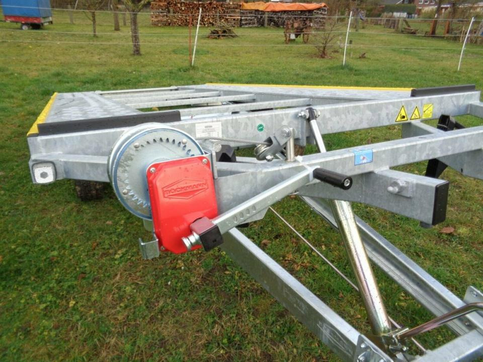 Biltransportsläp Böckmann PKW-Anhänger, Autotransporter, 3,5to. kippbar, 100 km/h: bild 9 Biltransportsläp Böckmann PKW-Anhänger, Autotransporter, 3,5to. kippbar, 100 km/h: bild 9