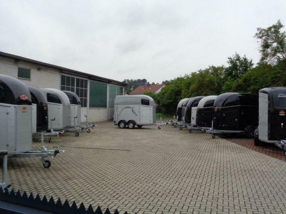 Hästsläp Böckmann Pferdeanhänger Champion Esprit Aluboden SaKa.: bild 10 Hästsläp Böckmann Pferdeanhänger Champion Esprit Aluboden SaKa.: bild 10