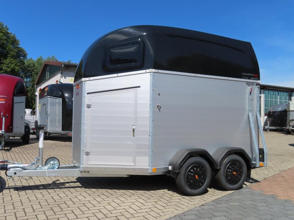 Böckmann Pferdeanhänger Champion Esprit Flügeltür Sattelkammer - Hästsläp: bild 3 Böckmann Pferdeanhänger Champion Esprit Flügeltür Sattelkammer - Hästsläp: bild 3
