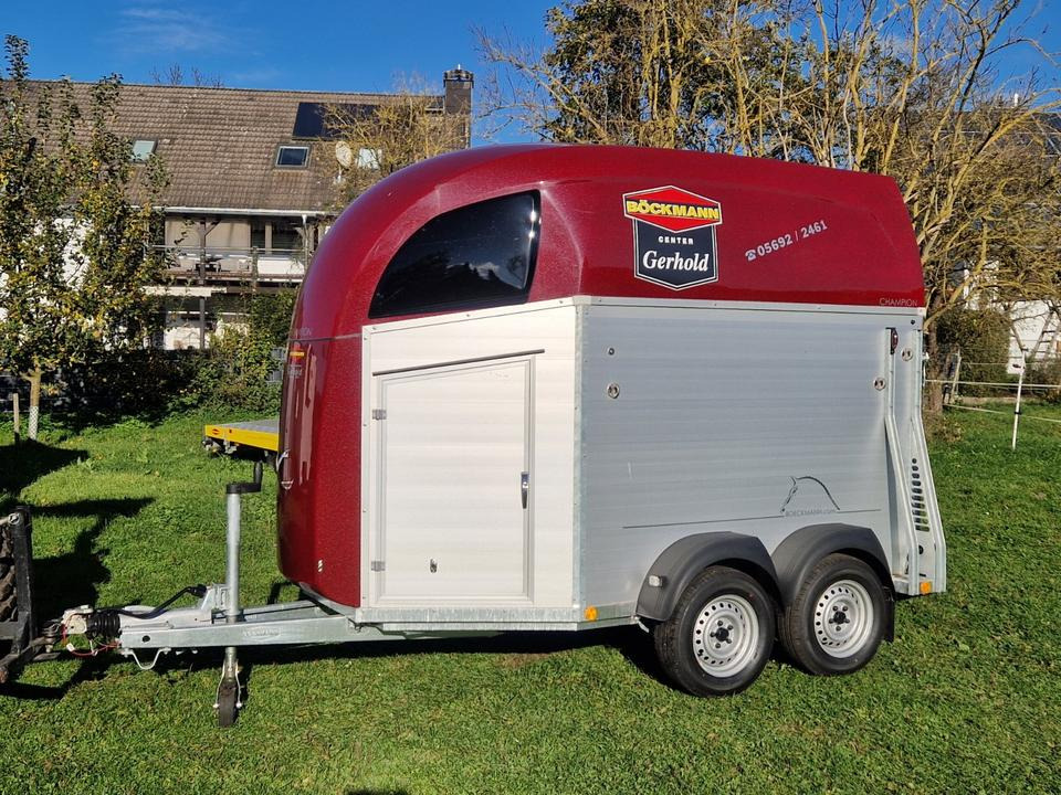 Böckmann Pferdeanhänger Champion R, SaKa., 100 km/h - Hästsläp: bild 1 Böckmann Pferdeanhänger Champion R, SaKa., 100 km/h - Hästsläp: bild 1