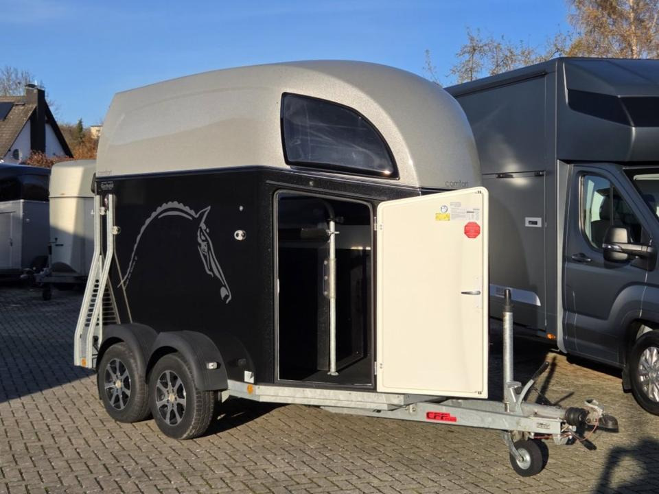 Böckmann Pferdeanhänger, Comfort, Alub. Sattelk. 100 km/h, top - Hästsläp: bild 2 Böckmann Pferdeanhänger, Comfort, Alub. Sattelk. 100 km/h, top - Hästsläp: bild 2