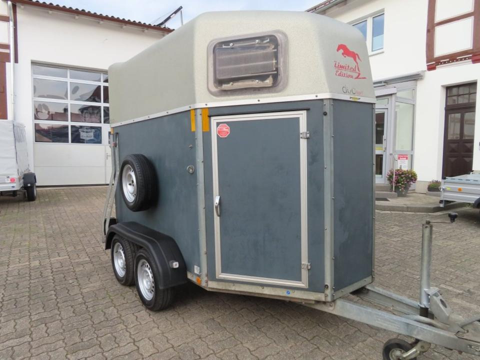 Böckmann Pferdeanhänger, Duo GP, Sattelkammer, 100 km/h, - Hästsläp: bild 5 Böckmann Pferdeanhänger, Duo GP, Sattelkammer, 100 km/h, - Hästsläp: bild 5