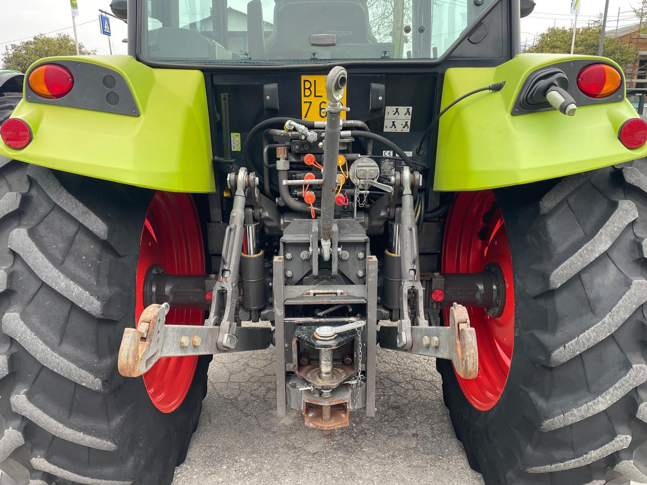 CLAAS AXOS 340 - Traktor: bild 5 CLAAS AXOS 340 - Traktor: bild 5