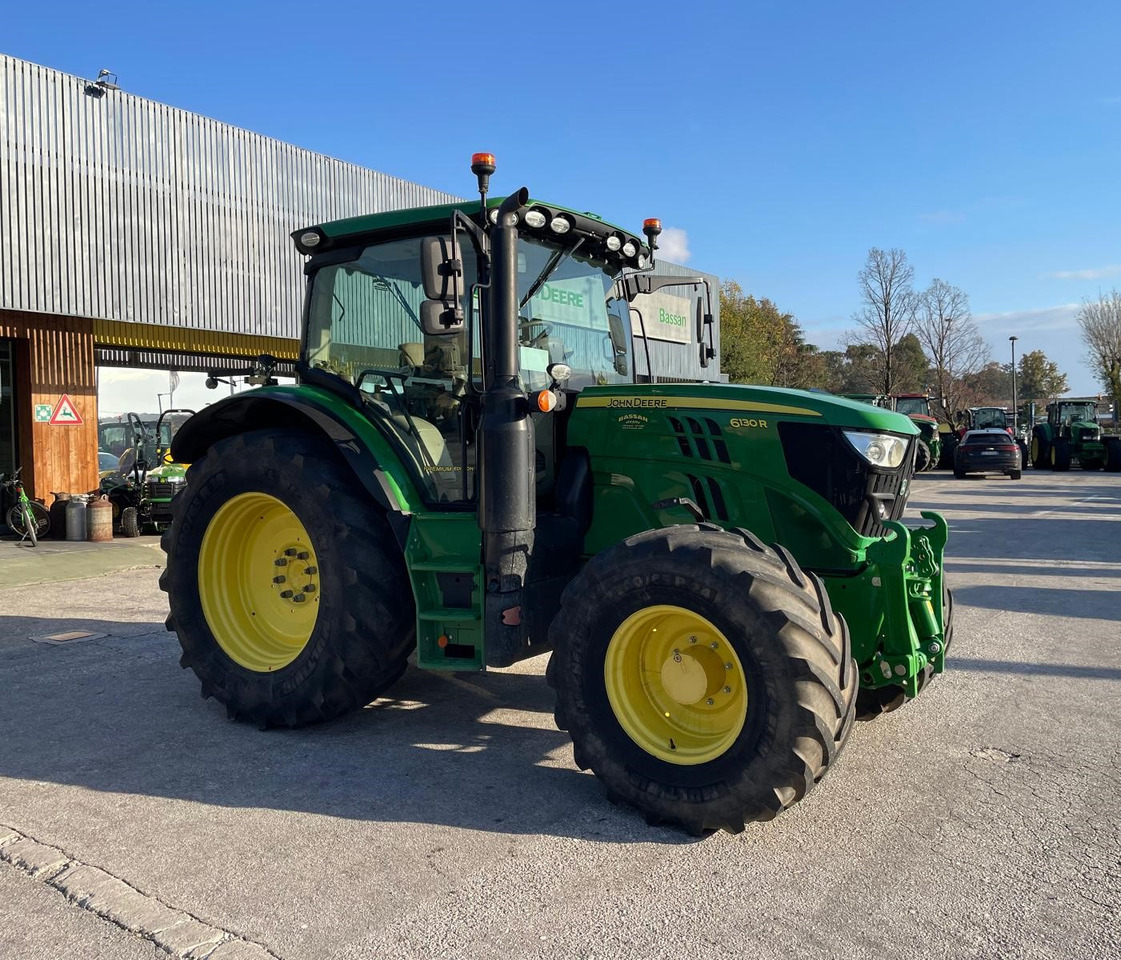 JOHN DEERE 6130 R - Traktor: bild 2 JOHN DEERE 6130 R - Traktor: bild 2