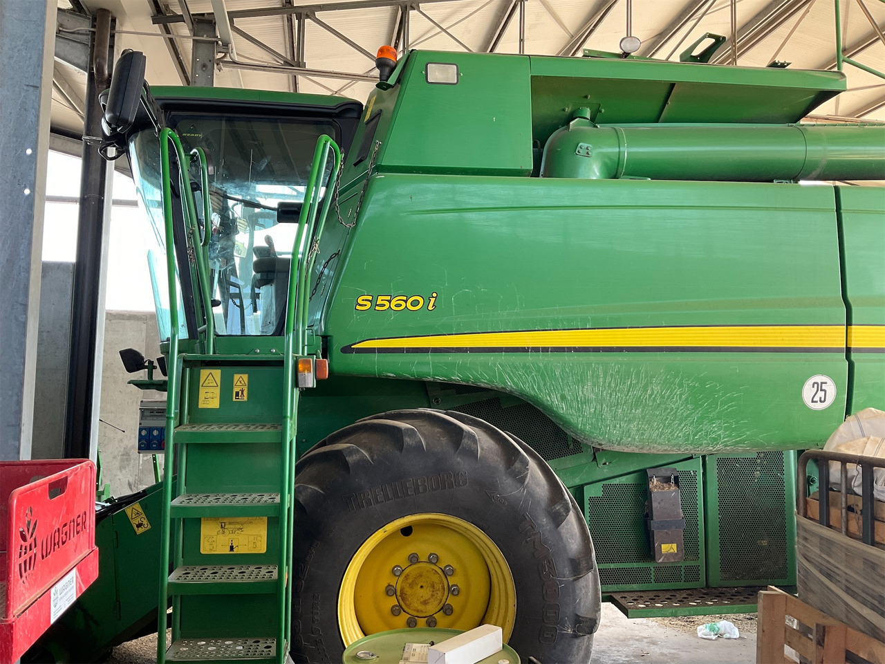 JOHN DEERE MIETITREBBIA S 560 - Skördetröska: bild 3 JOHN DEERE MIETITREBBIA S 560 - Skördetröska: bild 3
