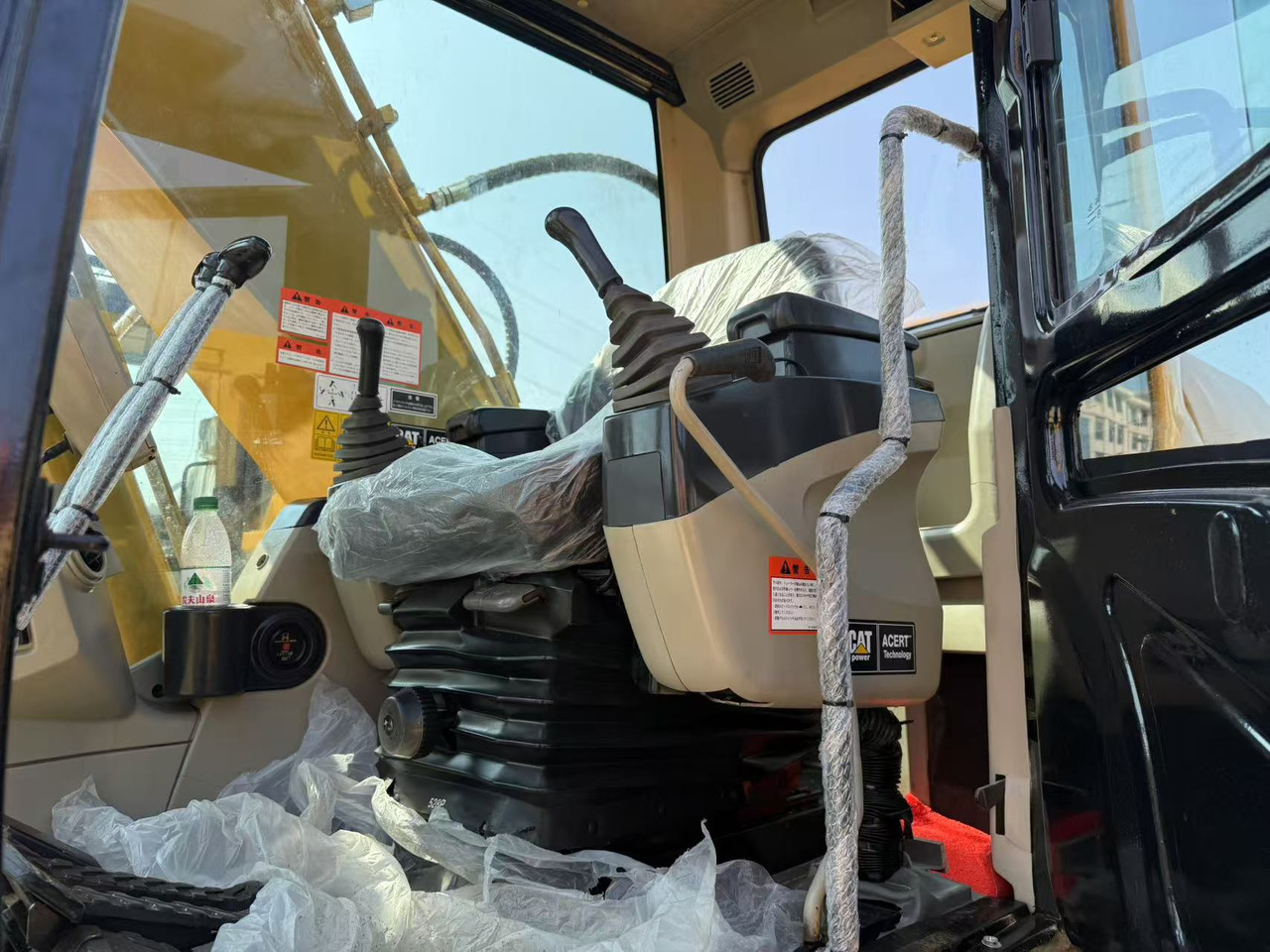 CATERPILLAR 320c - Bandgrävare: bild 4 CATERPILLAR 320c - Bandgrävare: bild 4