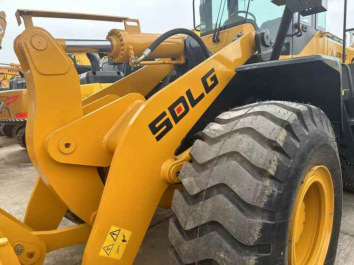 China Famous Brand SDLG Used SDLG 958L Wheel Loader Running Working Condition Low Price for Sale - Hjullastare: bild 2 China Famous Brand SDLG Used SDLG 958L Wheel Loader Running Working Condition Low Price for Sale - Hjullastare: bild 2