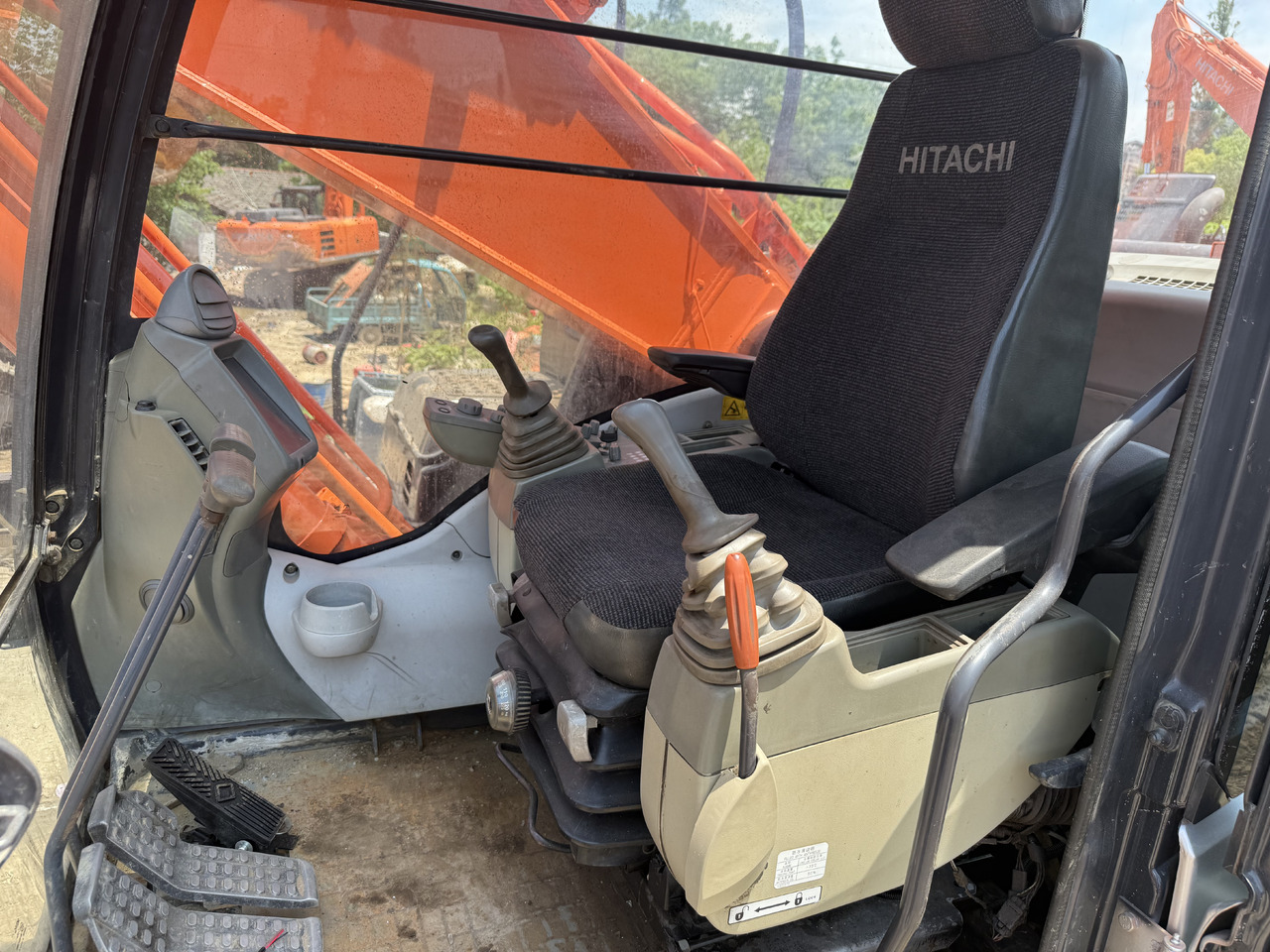 Grävmaskin på däck HITACHI 350-5g [ Copy ] [ Copy ] [ Copy ] [ Copy ]: bild 19