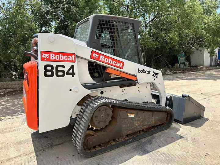 Used Heavy Construction Equipment Crawler bobcat T864 Second Hand Smaller Skid Steers Used Machine for Sale - Kompaktlastare/ Slirstyrda lastare: bild 2 Used Heavy Construction Equipment Crawler bobcat T864 Second Hand Smaller Skid Steers Used Machine for Sale - Kompaktlastare/ Slirstyrda lastare: bild 2