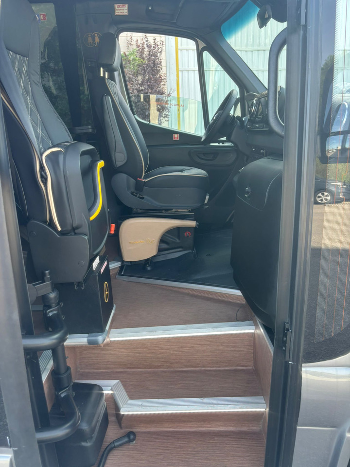 MERCEDES-BENZ SPRINTER 519 - Minibuss, Persontransport: bild 4 MERCEDES-BENZ SPRINTER 519 - Minibuss, Persontransport: bild 4