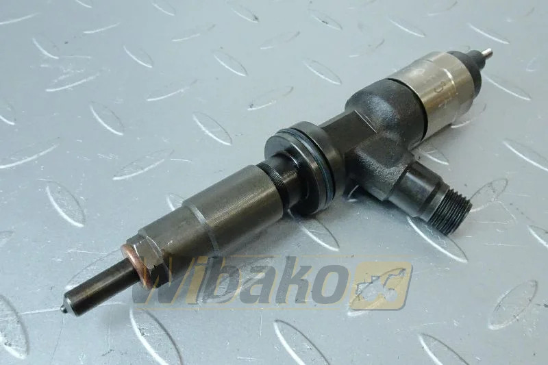 Caterpillar 3707280 - Injektor för Byggmaskiner: bild 1 Caterpillar 3707280 - Injektor för Byggmaskiner: bild 1