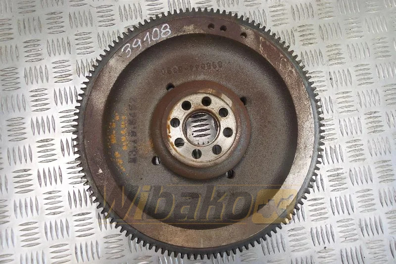 Isuzu AI-4JJ1XYSJ-01 898044-8390 - Svänghjul för Byggmaskiner: bild 1 Isuzu AI-4JJ1XYSJ-01 898044-8390 - Svänghjul för Byggmaskiner: bild 1