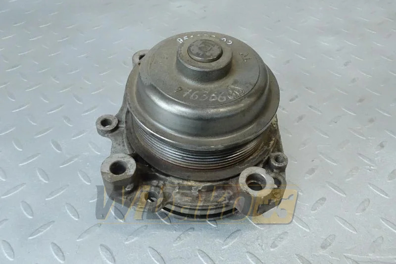 Liebherr 10150386 - Vattenpump: bild 1 Liebherr 10150386 - Vattenpump: bild 1