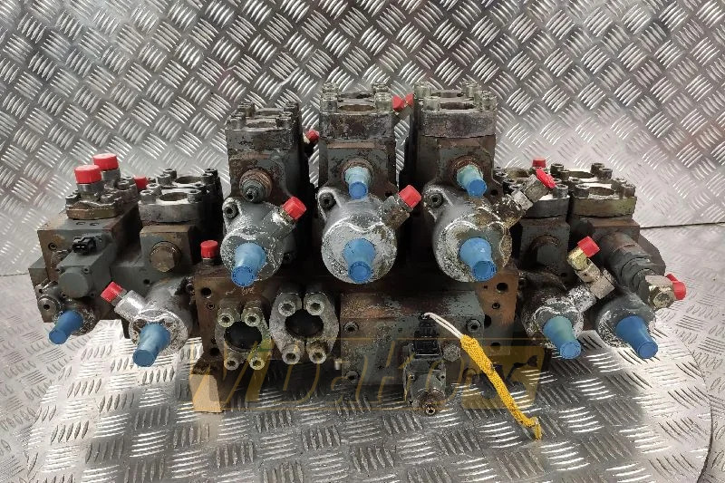 Liebherr R924 HDSL - Hydraulventil för Byggmaskiner: bild 2 Liebherr R924 HDSL - Hydraulventil för Byggmaskiner: bild 2