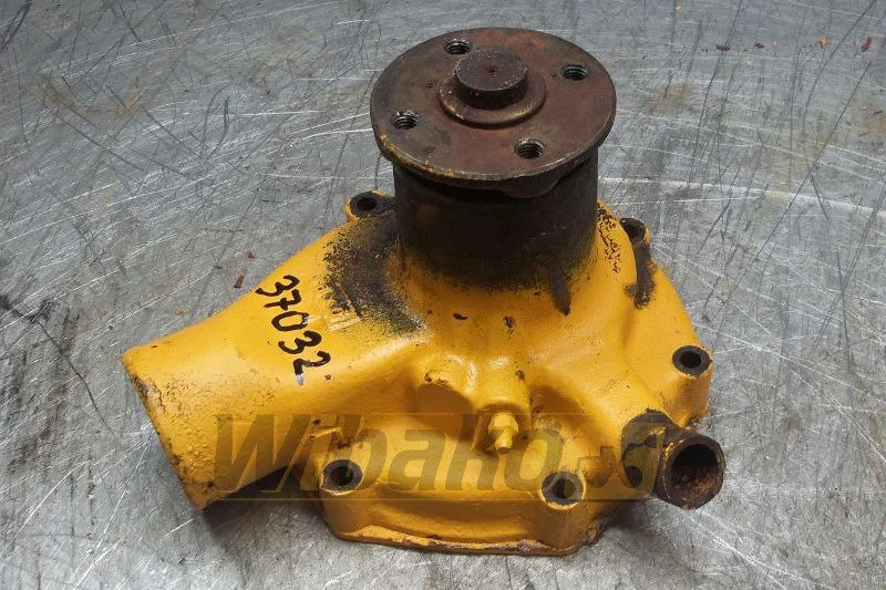 Mitsubishi 6D15 - Vattenpump: bild 1 Mitsubishi 6D15 - Vattenpump: bild 1