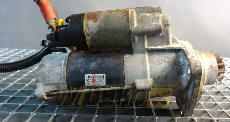 Mitsubishi M009T80573 4410ME441057 - Starter för Byggmaskiner: bild 1 Mitsubishi M009T80573 4410ME441057 - Starter för Byggmaskiner: bild 1