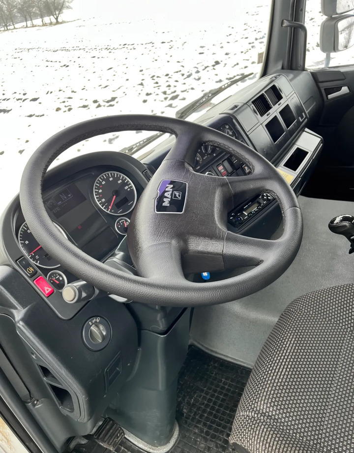 MAN TGA 33.390 - Tippbil lastbil: bild 5 MAN TGA 33.390 - Tippbil lastbil: bild 5