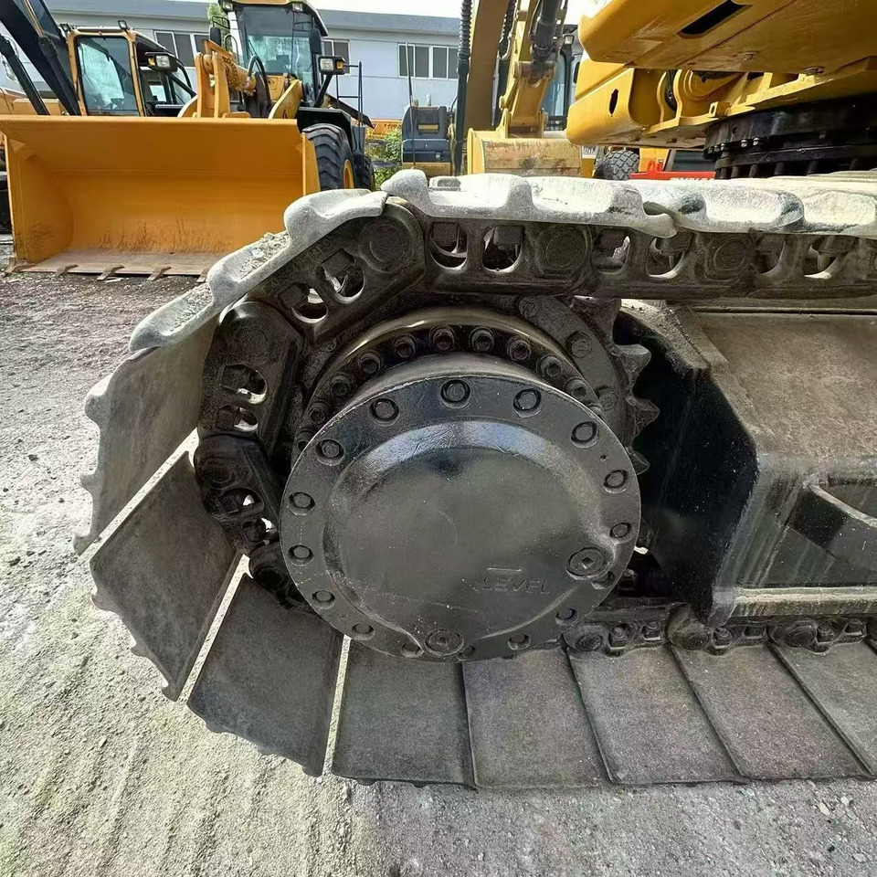 CATERPILLAR 330D2 - Bandgrävare: bild 2 CATERPILLAR 330D2 - Bandgrävare: bild 2