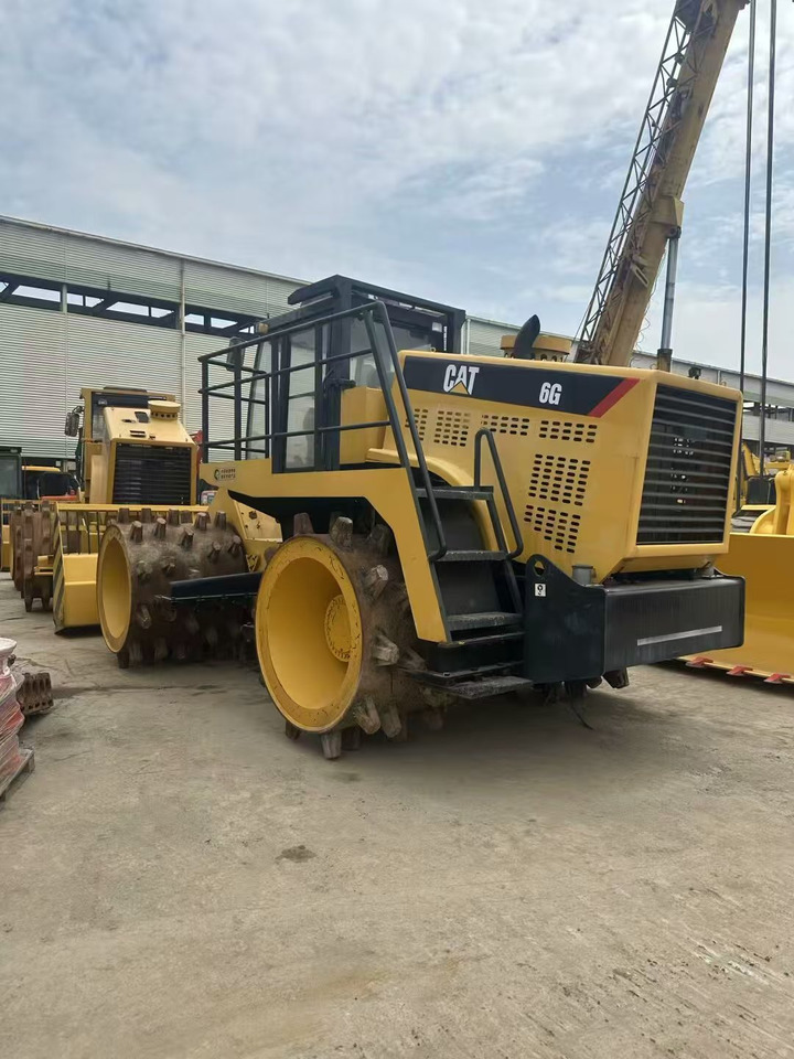 CATERPILLAR 6G - Kompaktor: bild 4 CATERPILLAR 6G - Kompaktor: bild 4