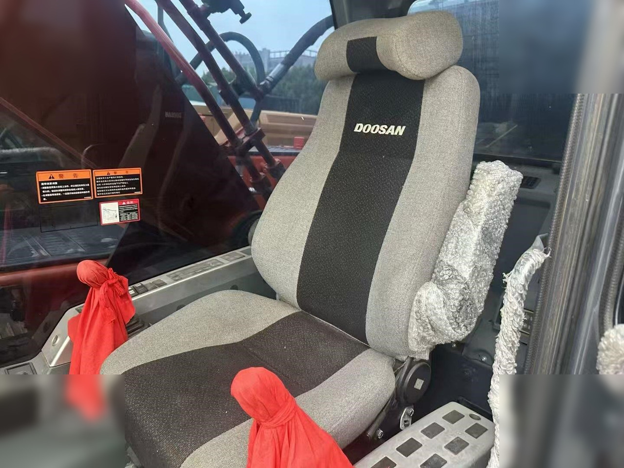 DOOSAN DX225 LC-9C - Bandgrävare: bild 2 DOOSAN DX225 LC-9C - Bandgrävare: bild 2