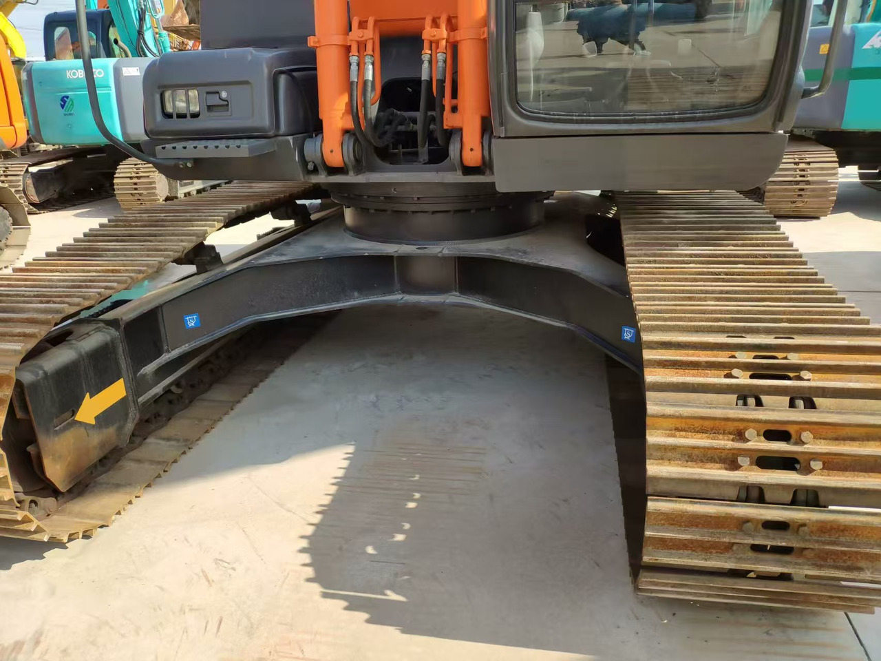 HITACHI ZX120 - Bandgrävare: bild 3 HITACHI ZX120 - Bandgrävare: bild 3