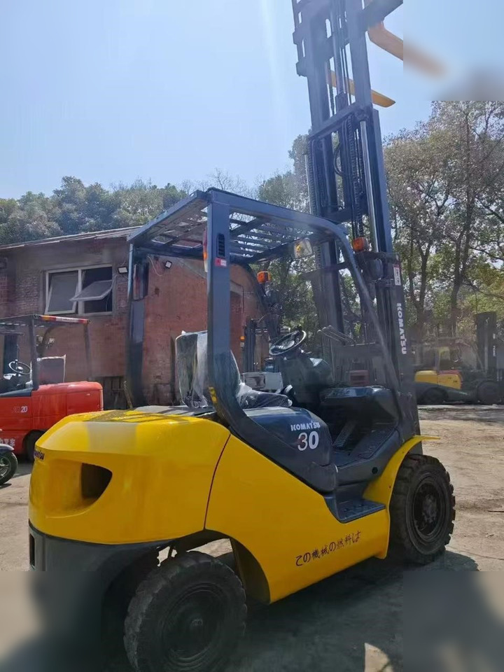 KOMATSU FD30-7 - Gasoltruck: bild 4 KOMATSU FD30-7 - Gasoltruck: bild 4