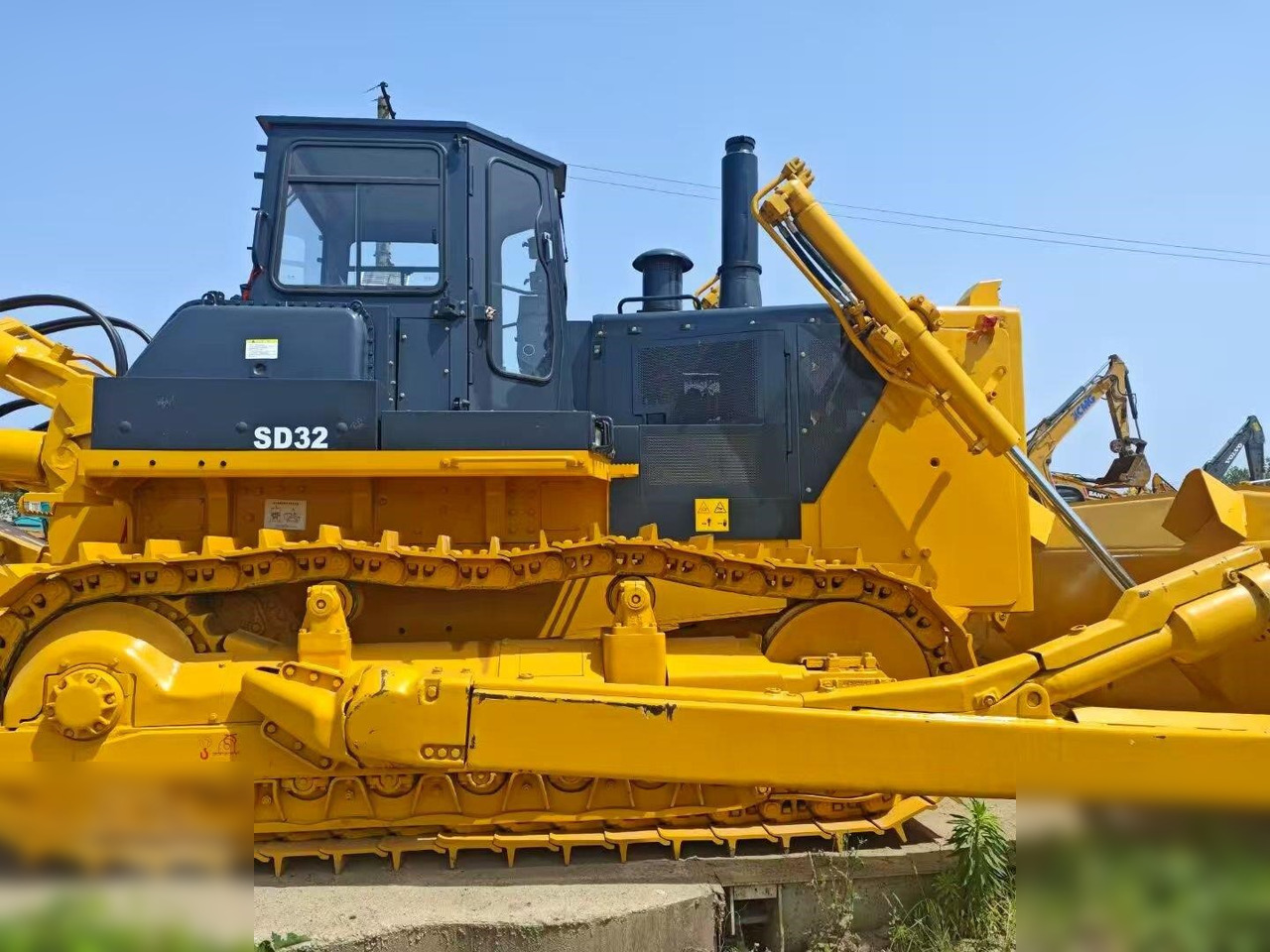 SHANTUI SD32 - Bulldozer: bild 1 SHANTUI SD32 - Bulldozer: bild 1