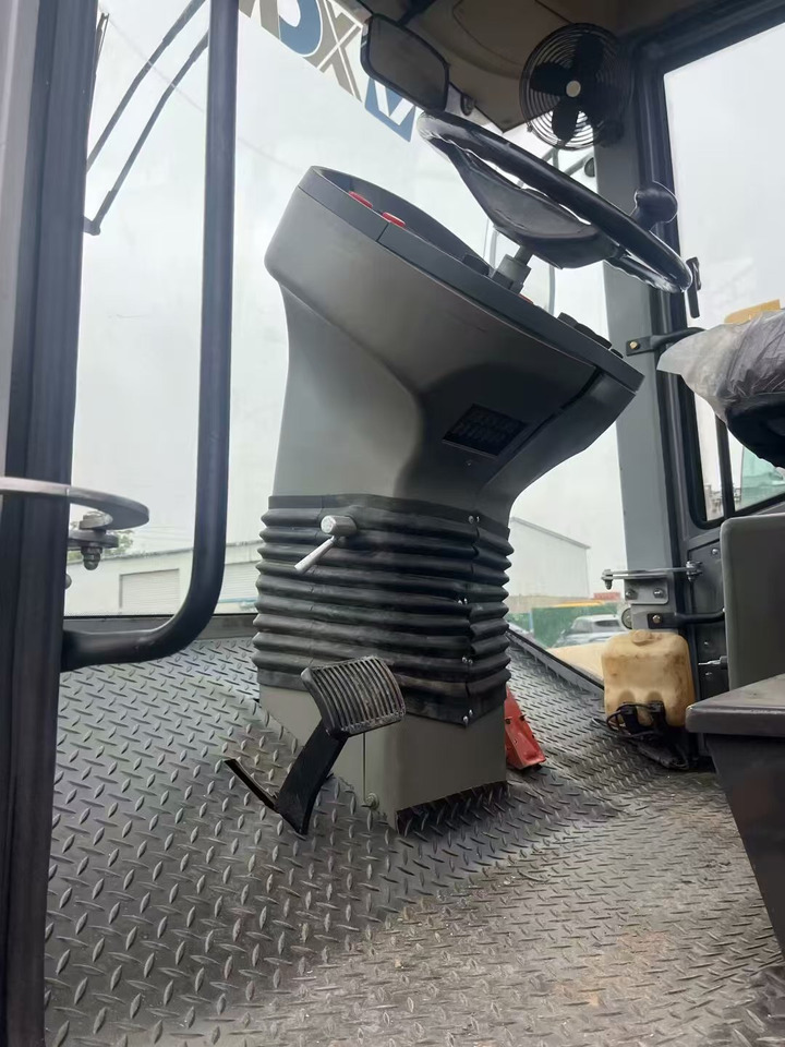 XCMG XS223J - Kompaktor: bild 5 XCMG XS223J - Kompaktor: bild 5