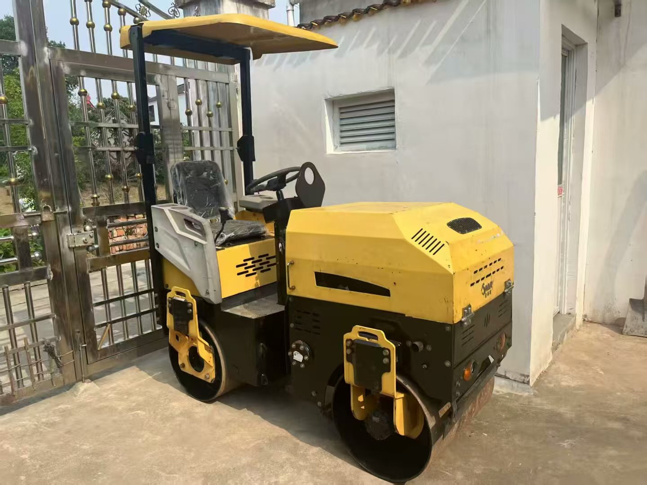 Double-drum vibratory mini roller - Vält: bild 1 Double-drum vibratory mini roller - Vält: bild 1