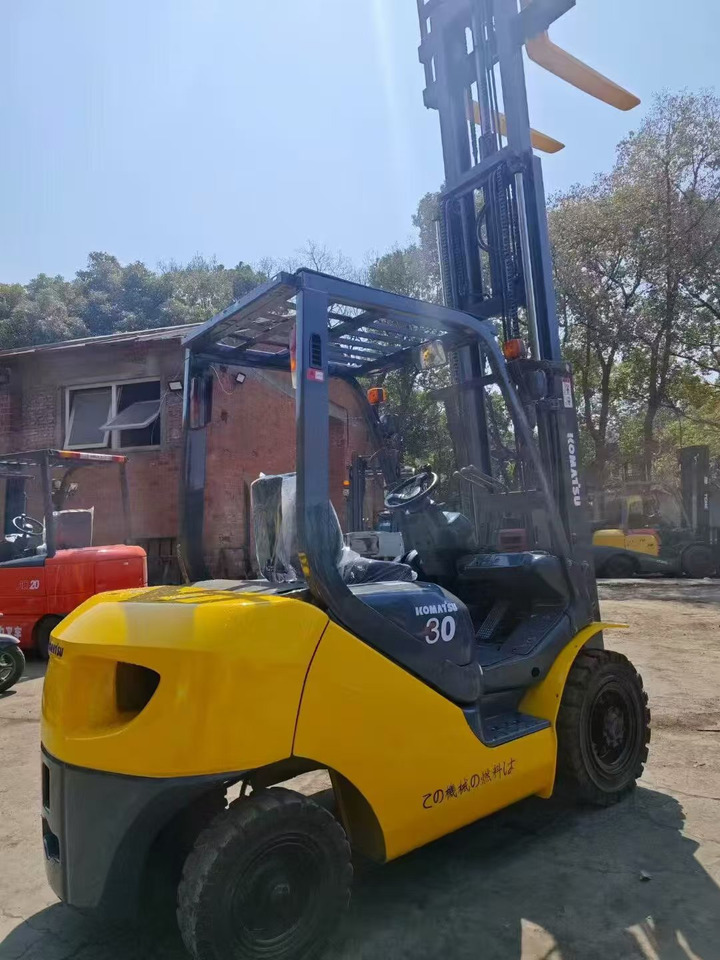 Komatsu FD50 - Dieseltruck: bild 4 Komatsu FD50 - Dieseltruck: bild 4