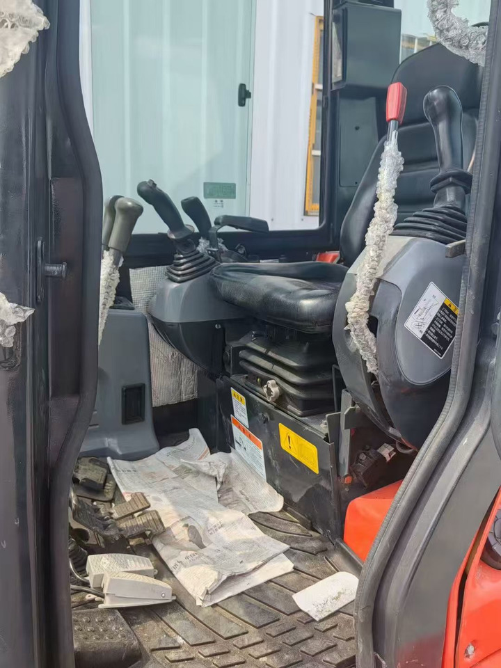 Kubota mini excavator - Minigrävmaskin: bild 4 Kubota mini excavator - Minigrävmaskin: bild 4