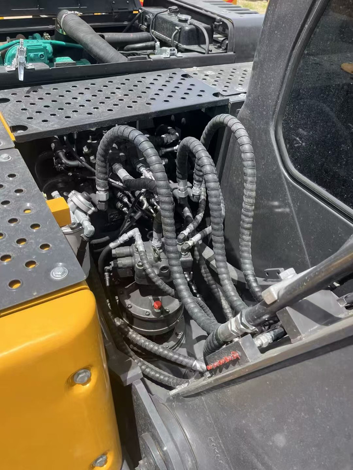 Volvo EC140 - Bandgrävare: bild 4 Volvo EC140 - Bandgrävare: bild 4