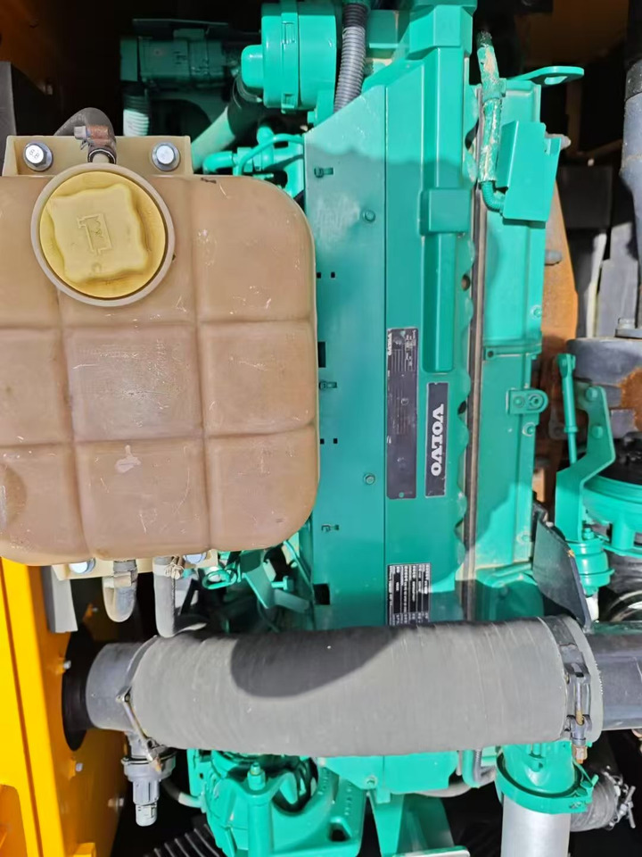 Volvo EC2500L - Bandgrävare: bild 5 Volvo EC2500L - Bandgrävare: bild 5