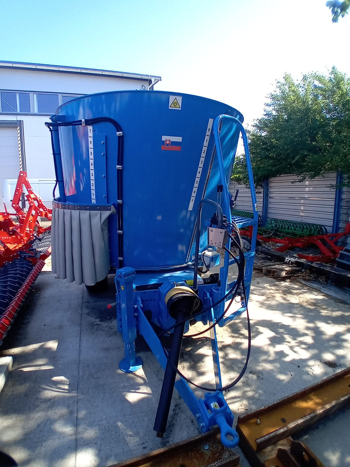 EUROMILK RINO FX 800 - Fullfoderblandare: bild 4 EUROMILK RINO FX 800 - Fullfoderblandare: bild 4