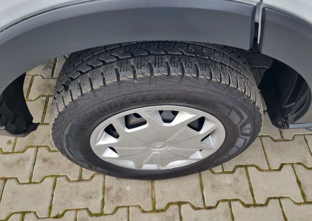 Små skåpbil Ford Transit: bild 22 Små skåpbil Ford Transit: bild 22