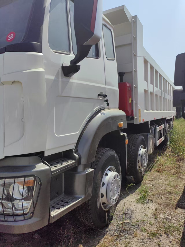 Howo HOWO 8X4 dump truck for sale - Tippbil lastbil: bild 4 Howo HOWO 8X4 dump truck for sale - Tippbil lastbil: bild 4