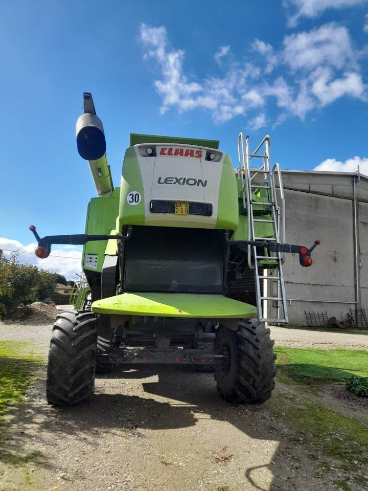 Claas LEXION 750 RISO - Skördetröska: bild 4 Claas LEXION 750 RISO - Skördetröska: bild 4