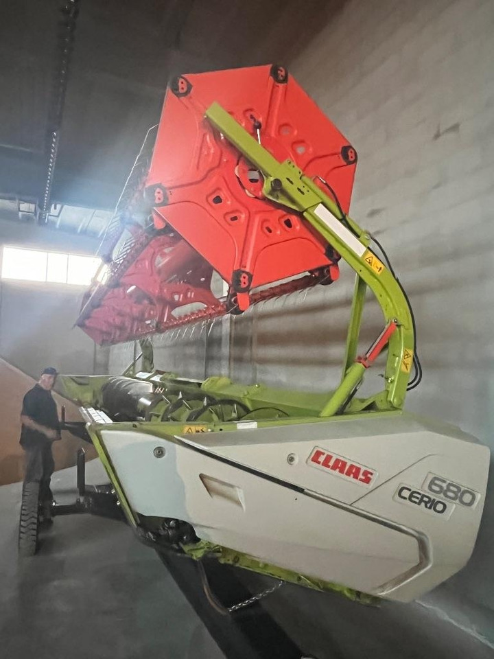 Claas Lexion 7700 TT RISO - Skördetröska: bild 2 Claas Lexion 7700 TT RISO - Skördetröska: bild 2