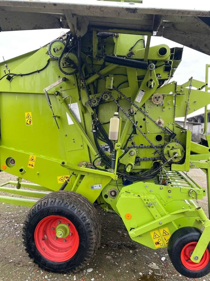 Claas Variant 280 - Rundbalspress: bild 3 Claas Variant 280 - Rundbalspress: bild 3