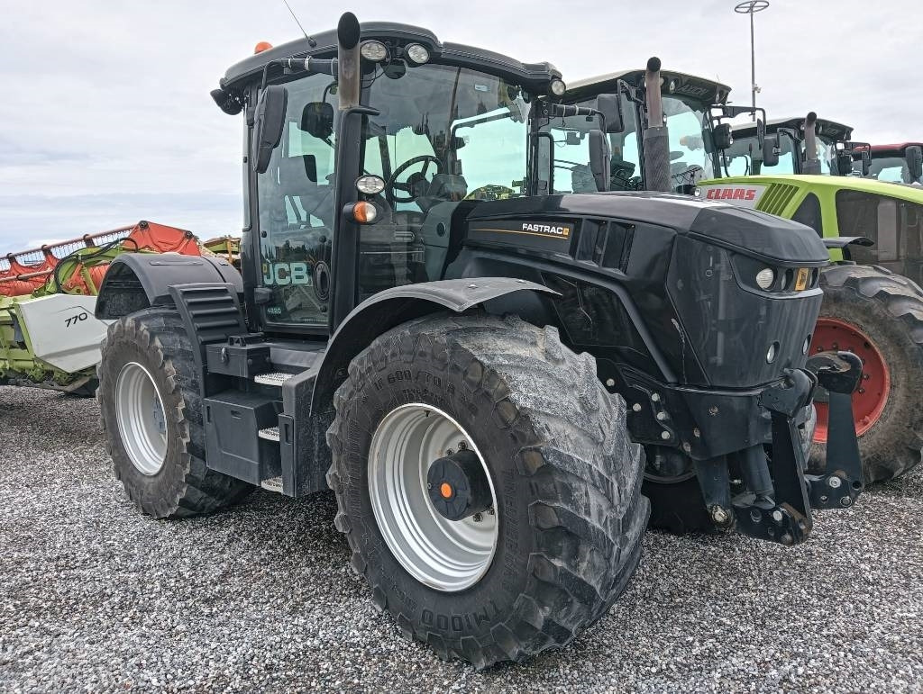 JCB Fastrac 4220 - Traktor: bild 1 JCB Fastrac 4220 - Traktor: bild 1